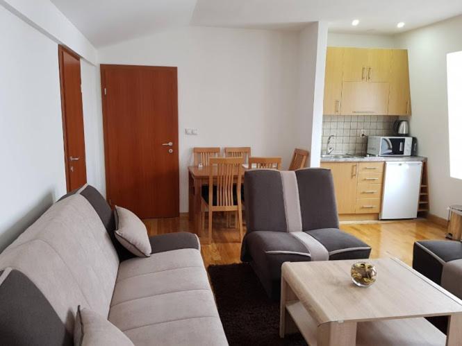 Ferienwohnung L&S Jahorina Exterior foto